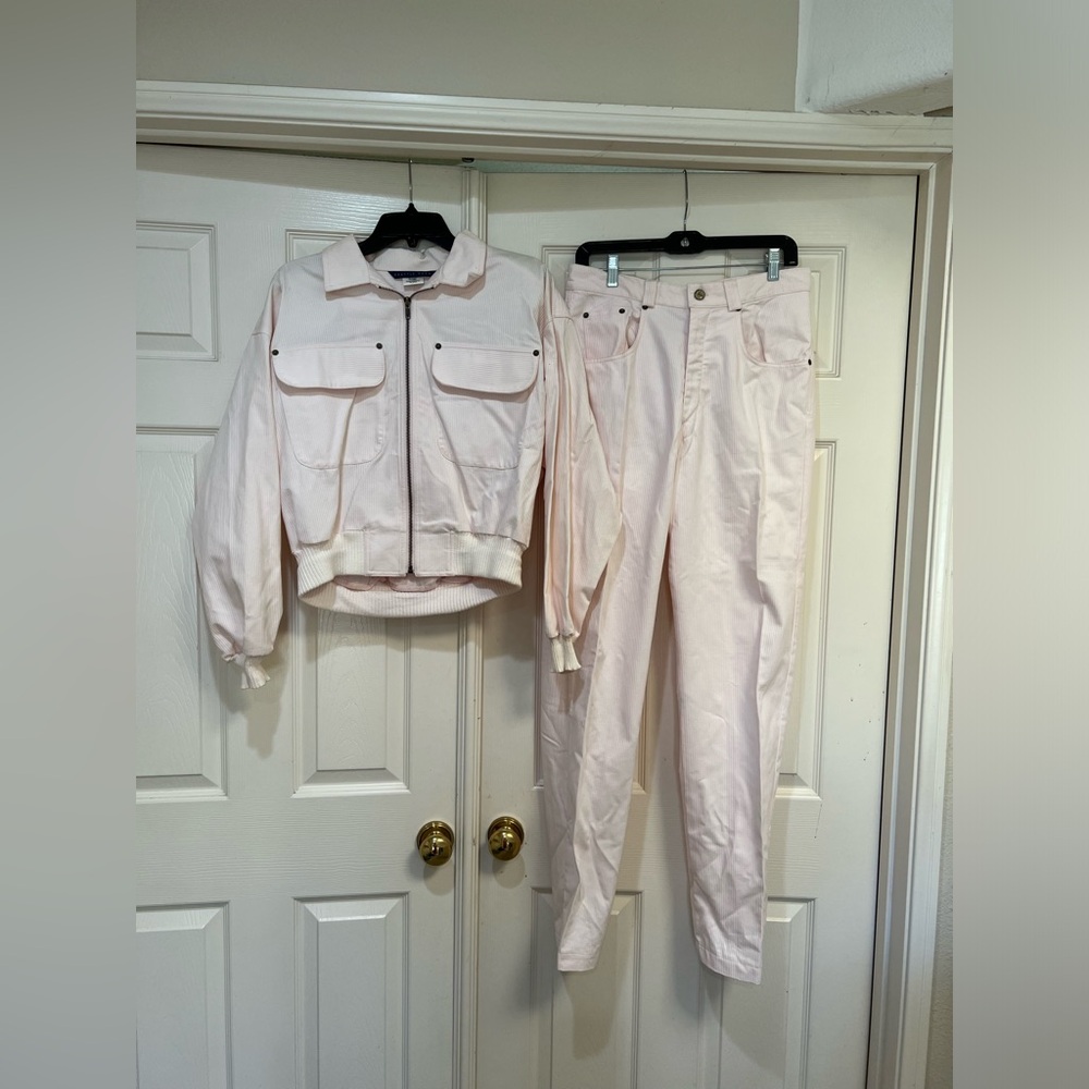 Vintage Seattle gear Women’s Pink coduroy Jacket And Pants Suit Set Medium